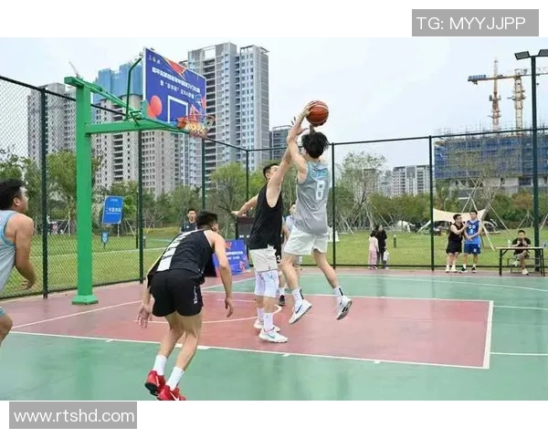 杭州篮球队在精英赛中的比赛经验与表现分析与点评